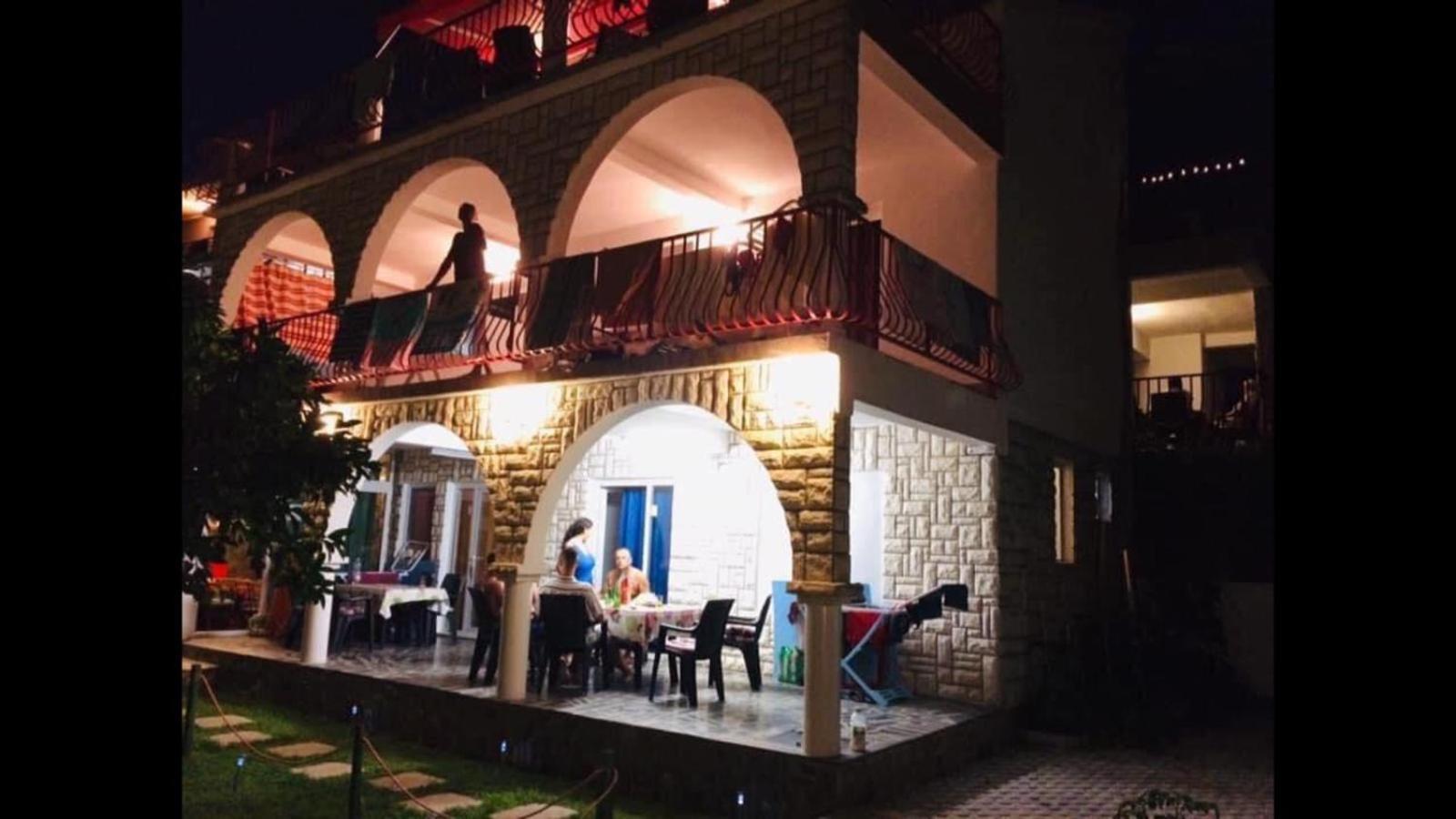 Apartmani Ema Trogir Exterior foto