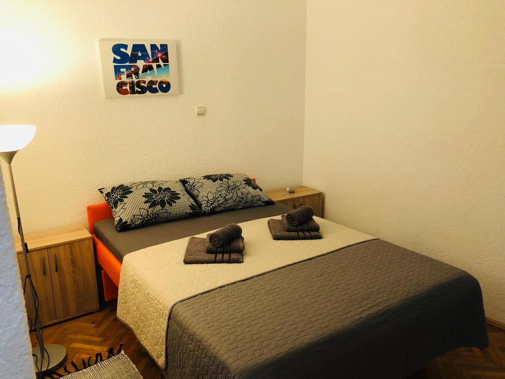 Apartmani Ema Trogir Exterior foto