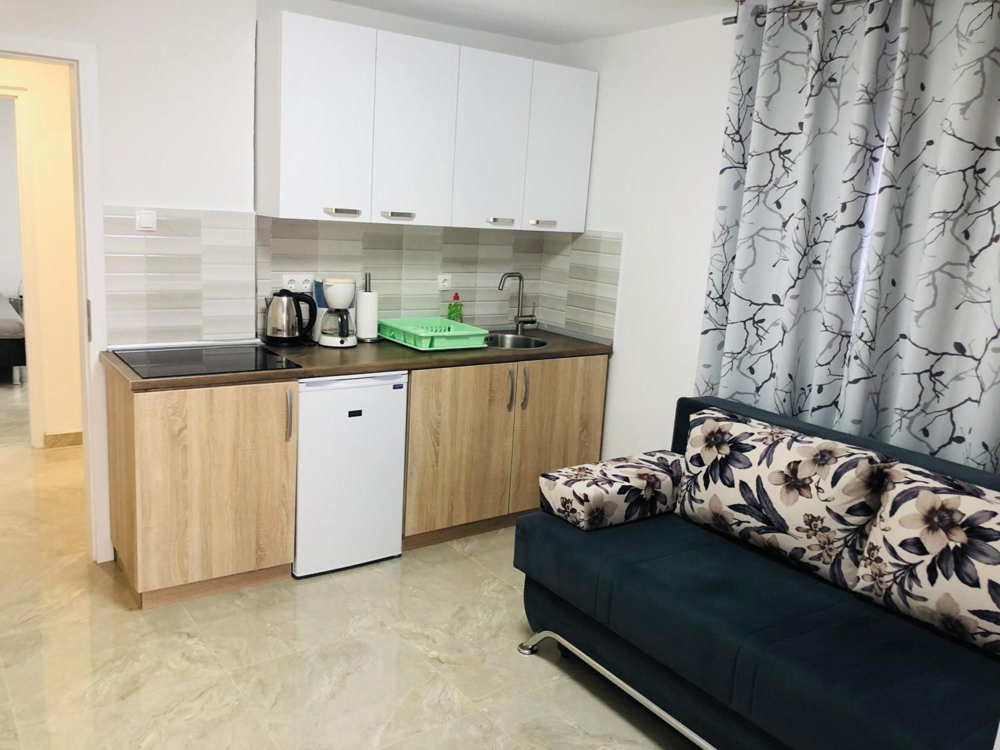 Apartmani Ema Trogir Exterior foto